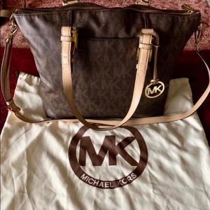 Michael Kors purse